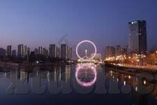 不卡久久精品国产亚洲av麻豆-解读丰富多彩的现代文化现象，不卡久久精品国产亚洲av麻豆——理性视角下的社会与文化缩影